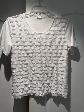 White Short Sleeve Ruffle Texture Tee